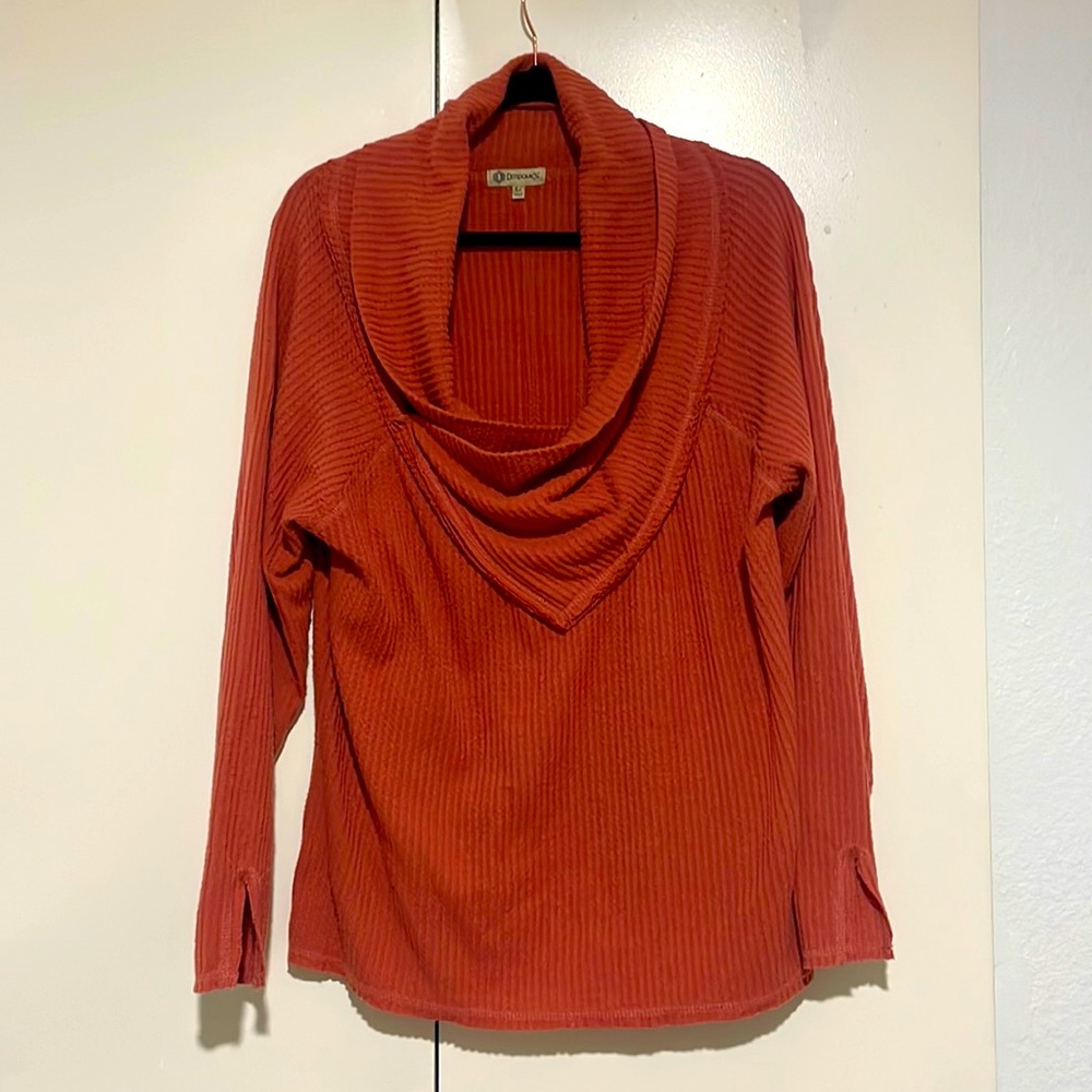 Salmon colored cowl neck sweater XL 😍